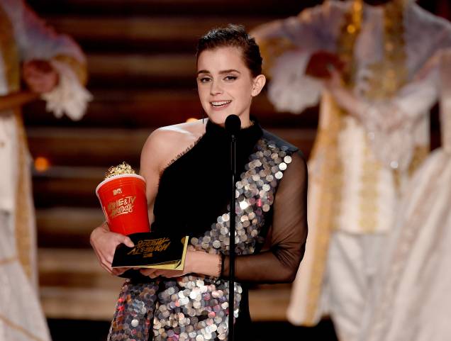 Emma Watson, melhor atriz por A Bela e a Fera Emma Watson, melhor atriz por A Bela e a Fera