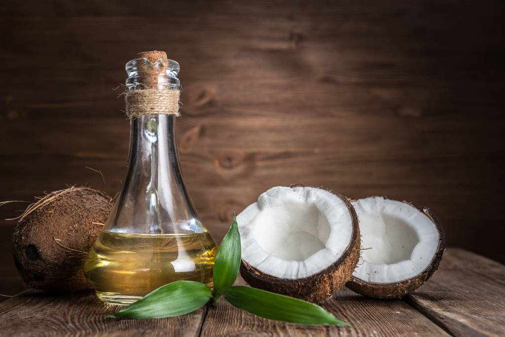 Óleo de coco na alimentação: mocinho ou vilão?
