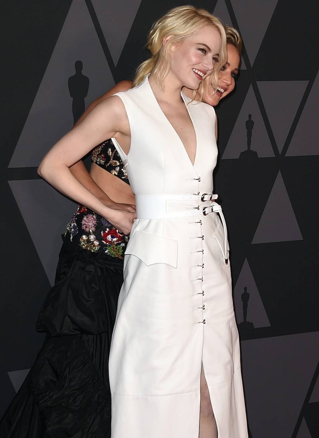 Os looks das famosas no Governors Awards 2017