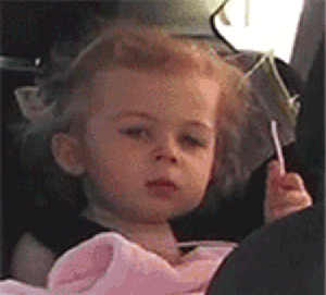 Gif de uma criança revirando os olhos Gif de uma criança revirando os olhos