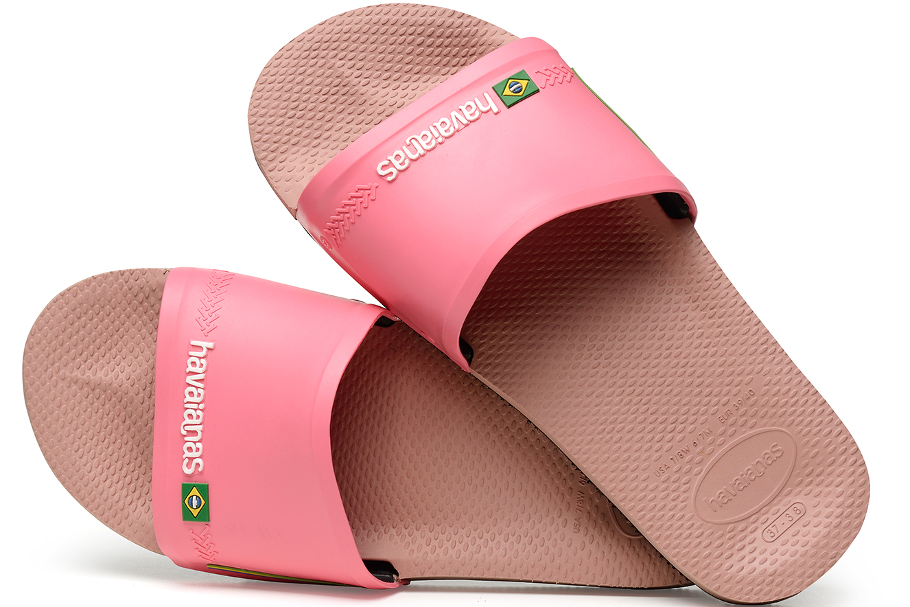 Havaianas também entra na moda do slide e lança chinelos com tira única