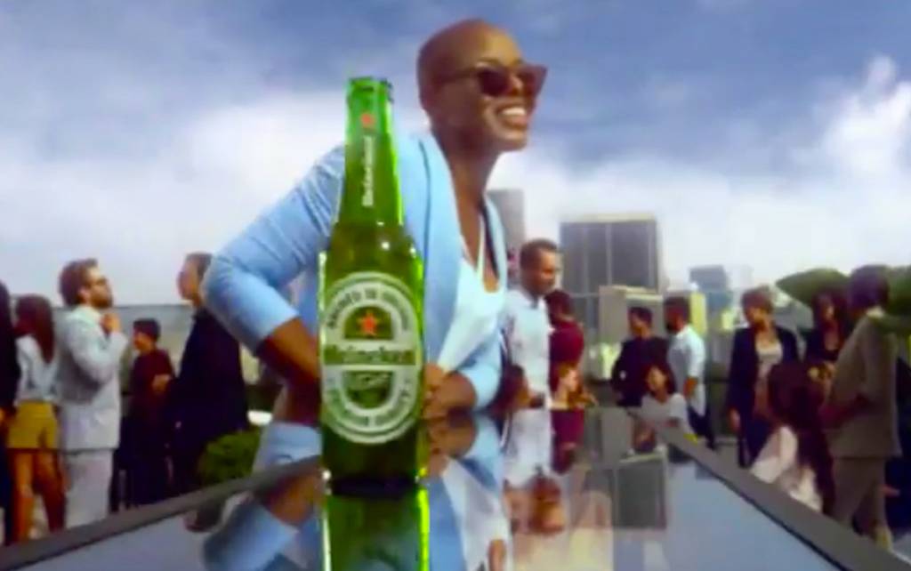 Heineken tira comercial racista do ar após receber críticas