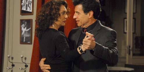 Tempos Modernos: Hélia começa a namorar J.P. Tempos Modernos: Hélia começa a namorar J.P.