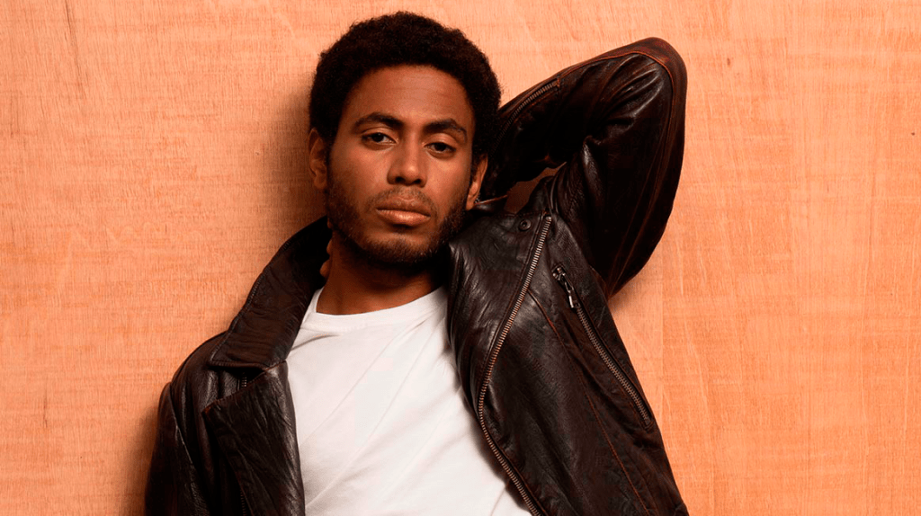 Ícaro Silva é atingido por estilhaço de bala perdida no Rio de Janeiro