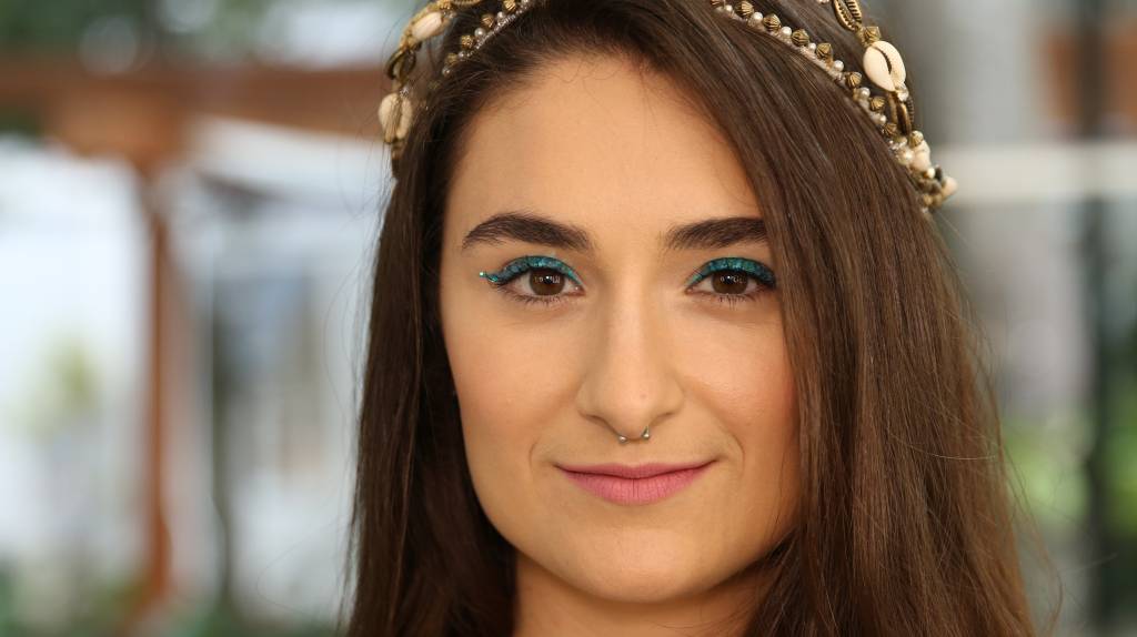 Carnaval: 4 tutoriais de make de sereia com glitter para brilhar