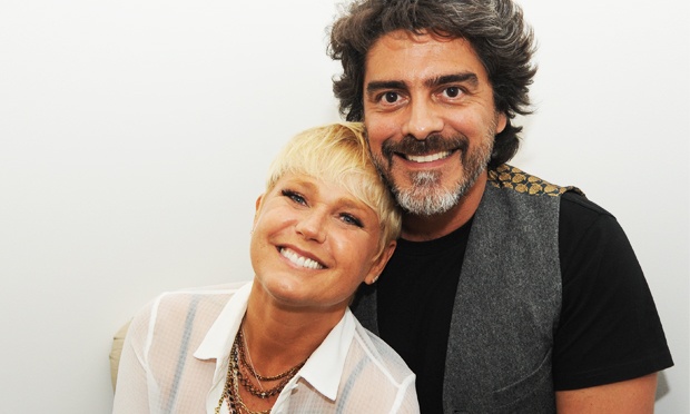 Xuxa recebe famosos para a inauguração da Casa X em Uberlândia