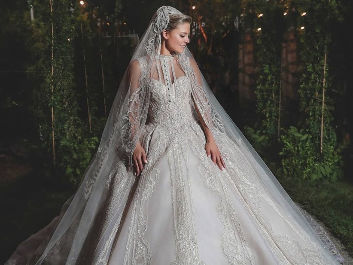 Esta mulher se casou usando o vestido de noiva mais rico do ano