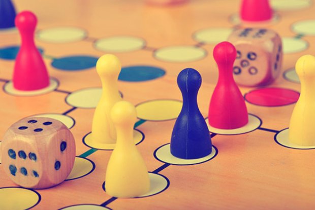5 jogos de tabuleiro para desenvolver raciocínio lógico - Blog
