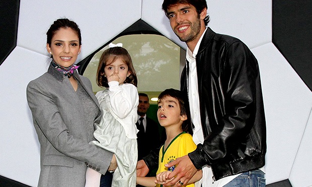 Kaká e Carol Celico comemoram aniversário do filho com festa