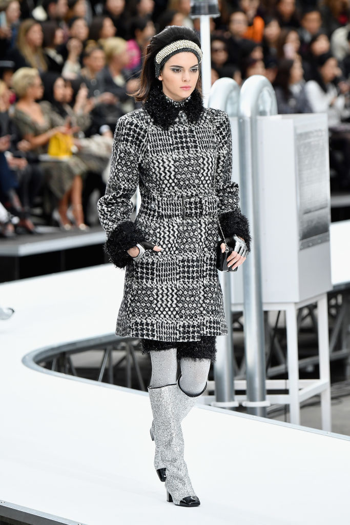 Chanel : Runway – Paris Fashion Week Womenswear Fall/Winter 2017/2018