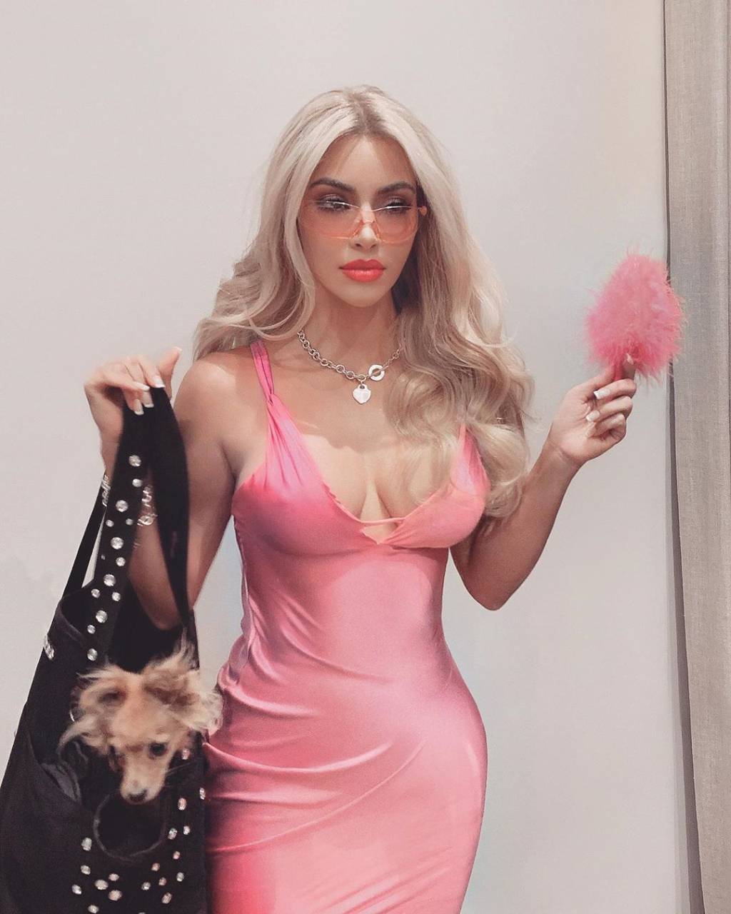 kim-kardashian-legalmente-loira-halloween kim-kardashian-legalmente-loira-halloween