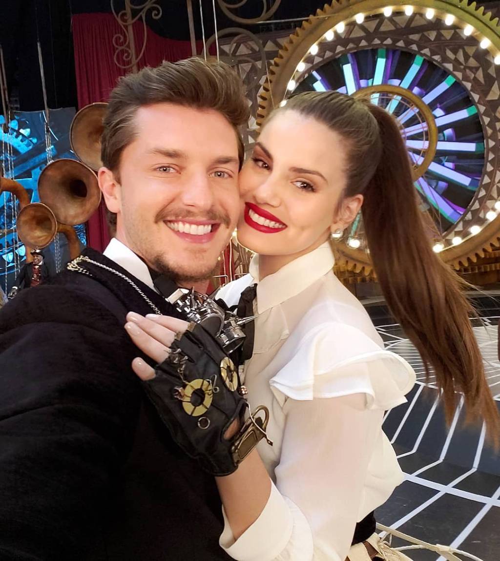 Klebber Toledo diz que não se deu bem com Camila Queiroz quando a conheceu