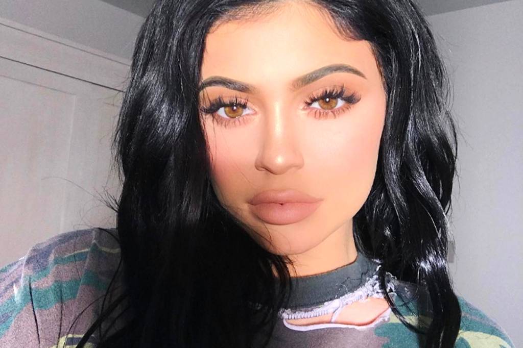 O xampu favorito da Kylie Jenner é ótimo e vende no Brasil
