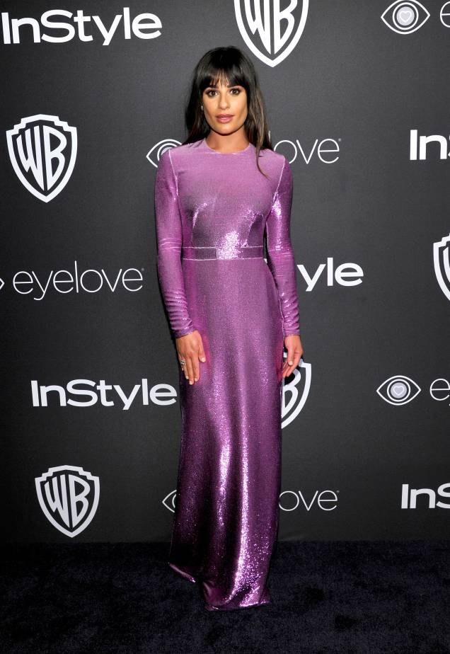 <strong>Lea Michele</strong> veste <strong>Emanuel Ungaro</strong>. <strong>Lea Michele</strong> veste <strong>Emanuel Ungaro</strong>.