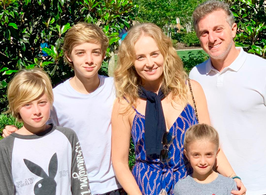 Veja em fotos especiais como os famosos celebraram a Páscoa