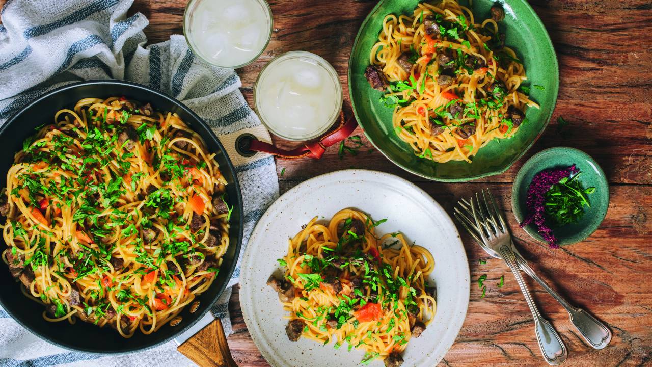 Sabores do Brasil - macarrão de comitiva