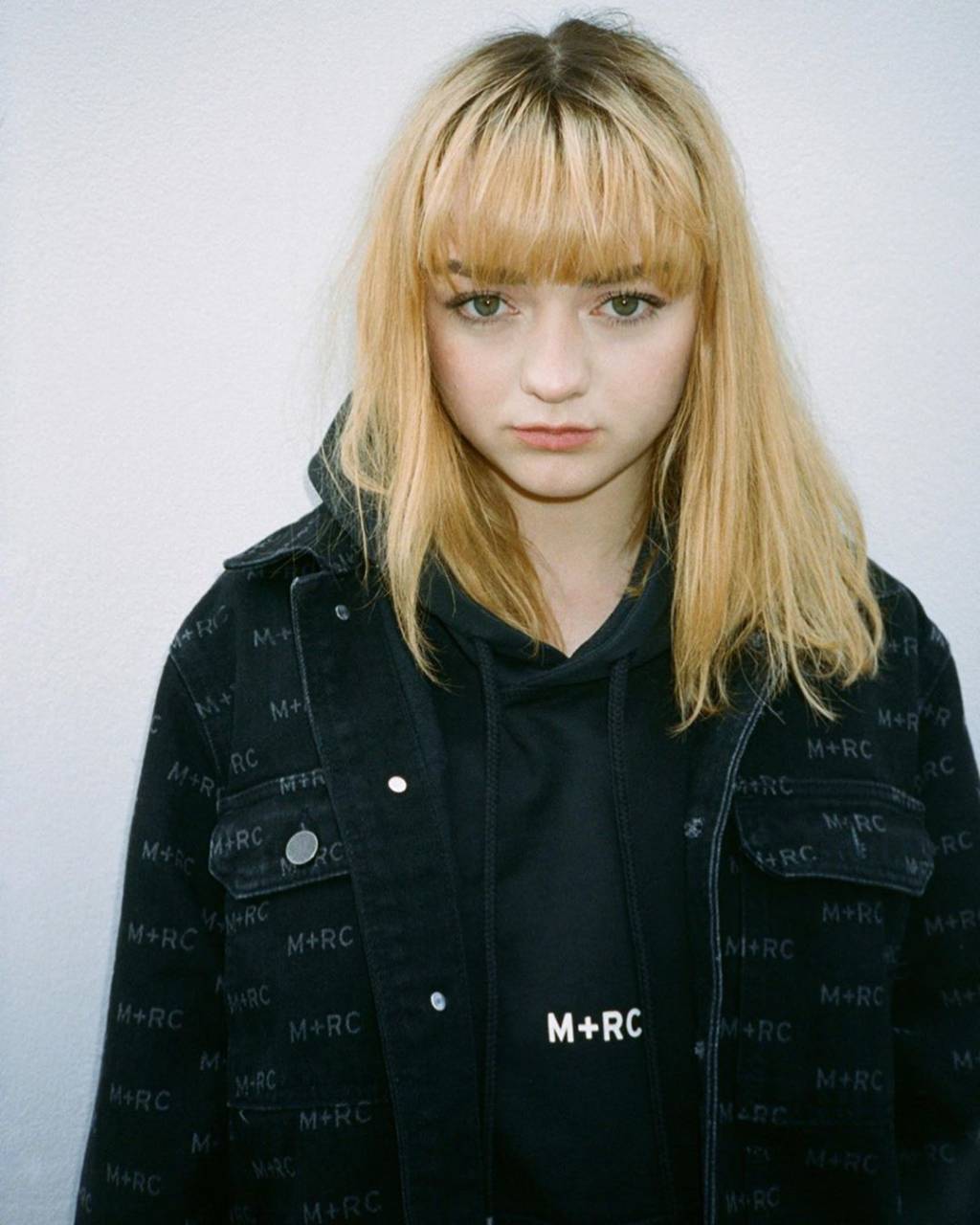 Maisie Williams cabelo novo Maisie Williams cabelo novo