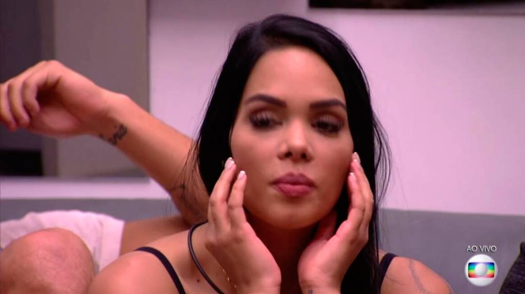 mayara-chocada-no-bbb17 mayara-chocada-no-bbb17