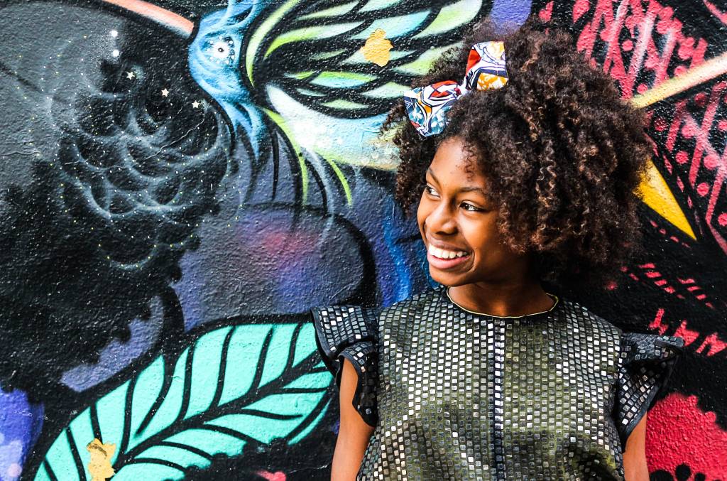 MC Soffia: combatendo o racismo com música desde cedo