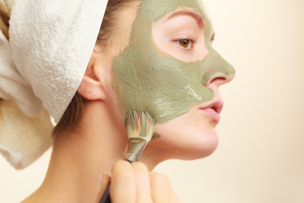 Melhores ativos naturais para pele oleosa - argila verde