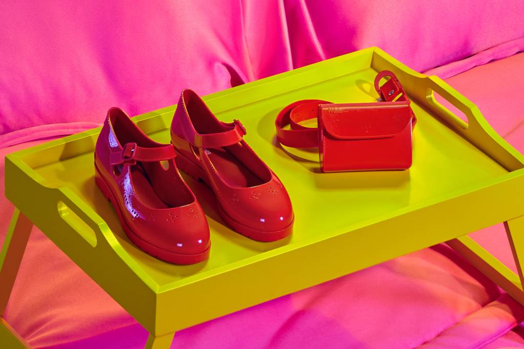 A Melissa trouxe de volta a sapatilha mais perfeita dos anos 80