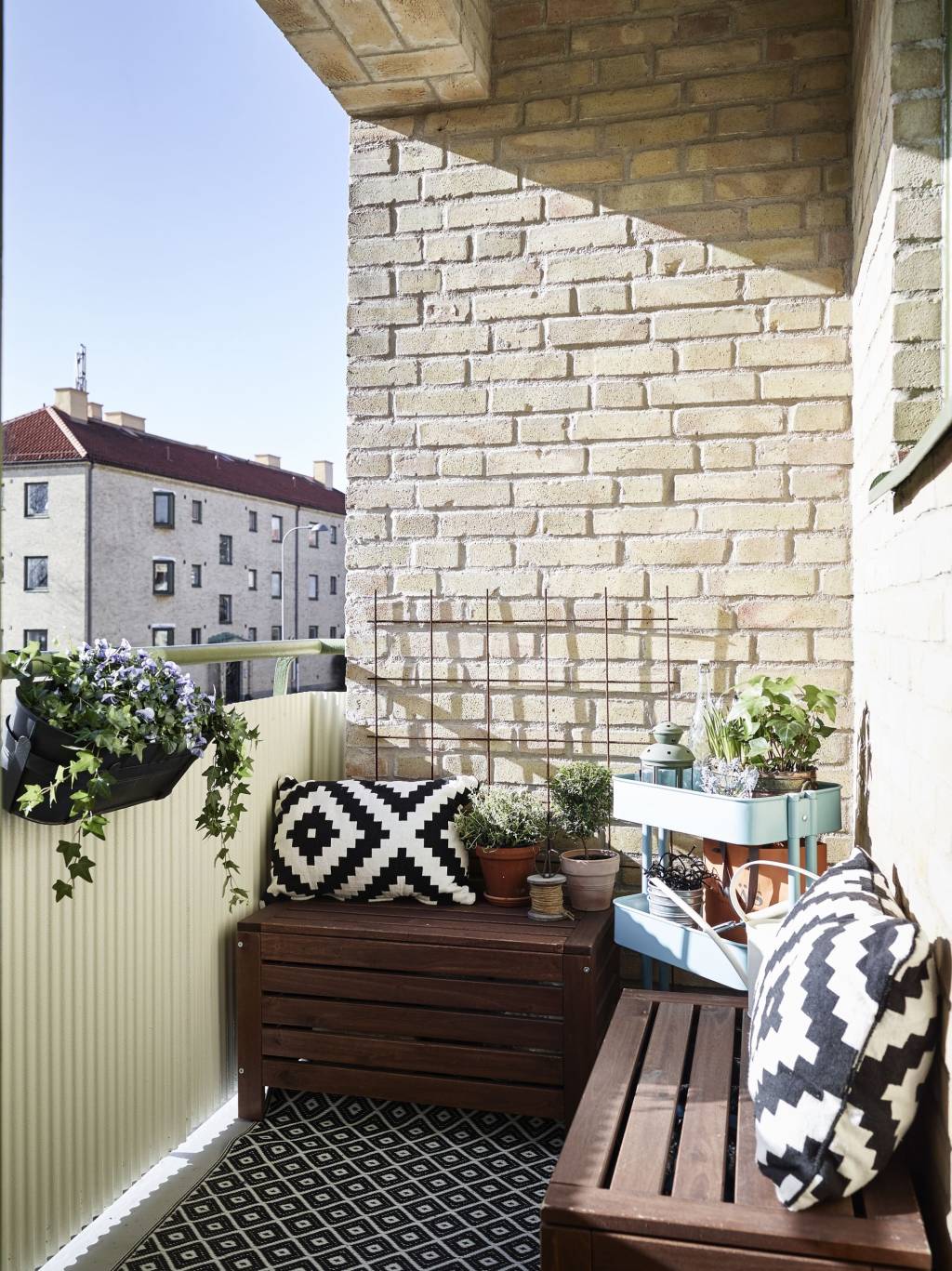 varanda pequena suoliukai balkone decoraciidees per casa balkon Kleine Balkone 5dab24c8f7fe69b916d6bc2694eb1d66