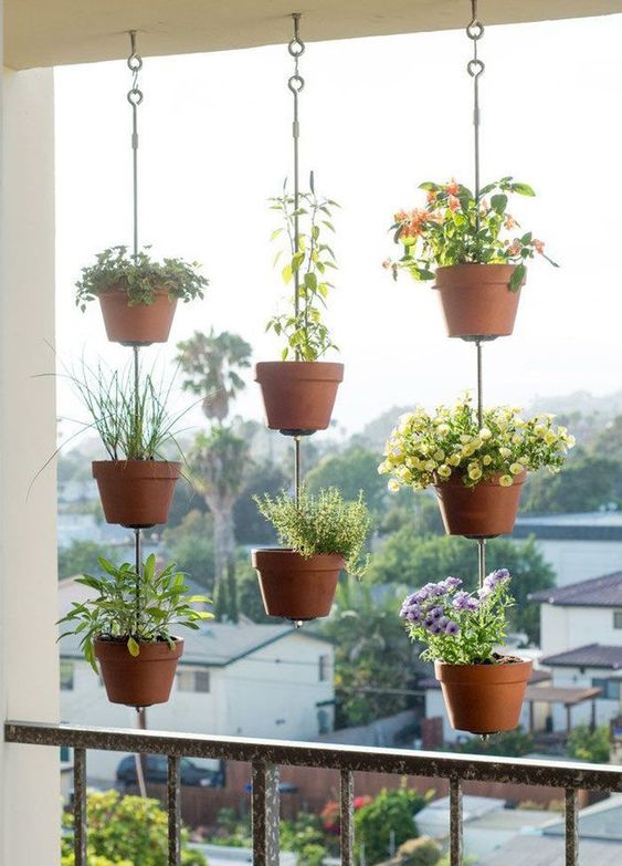 Formas legais de colocar plantas na varanda Formas legais de colocar plantas na varanda