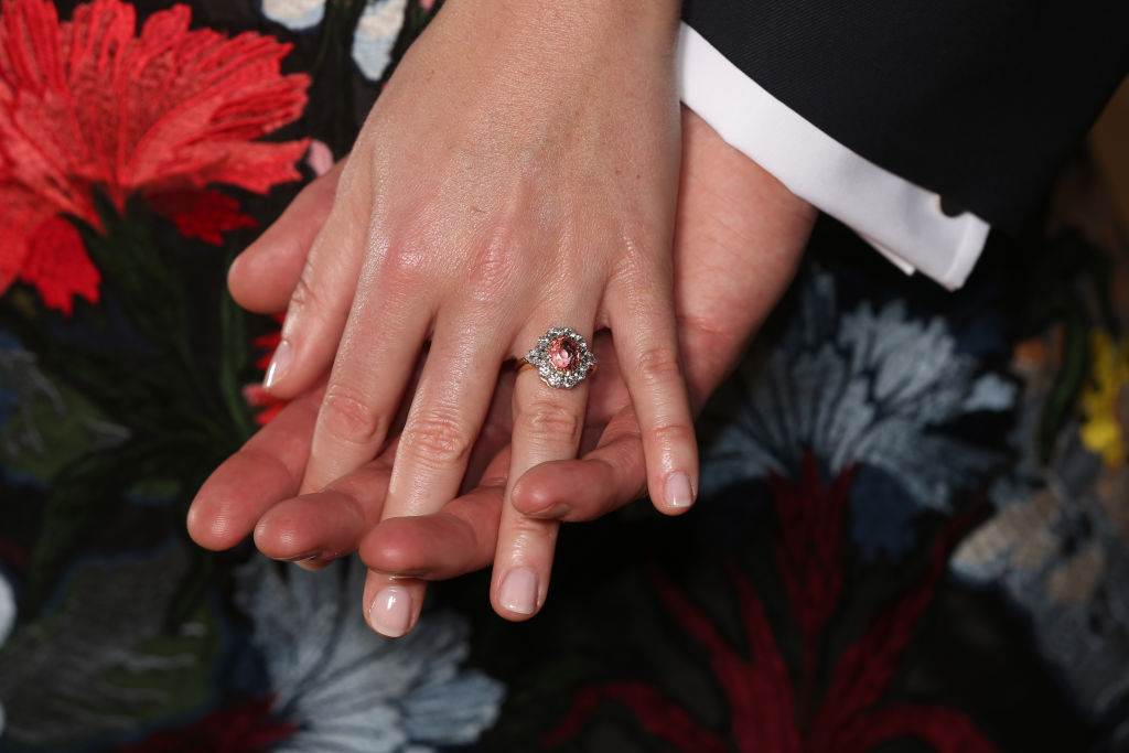 Aliança de noivado de princesa Eugenie Aliança de noivado de princesa Eugenie