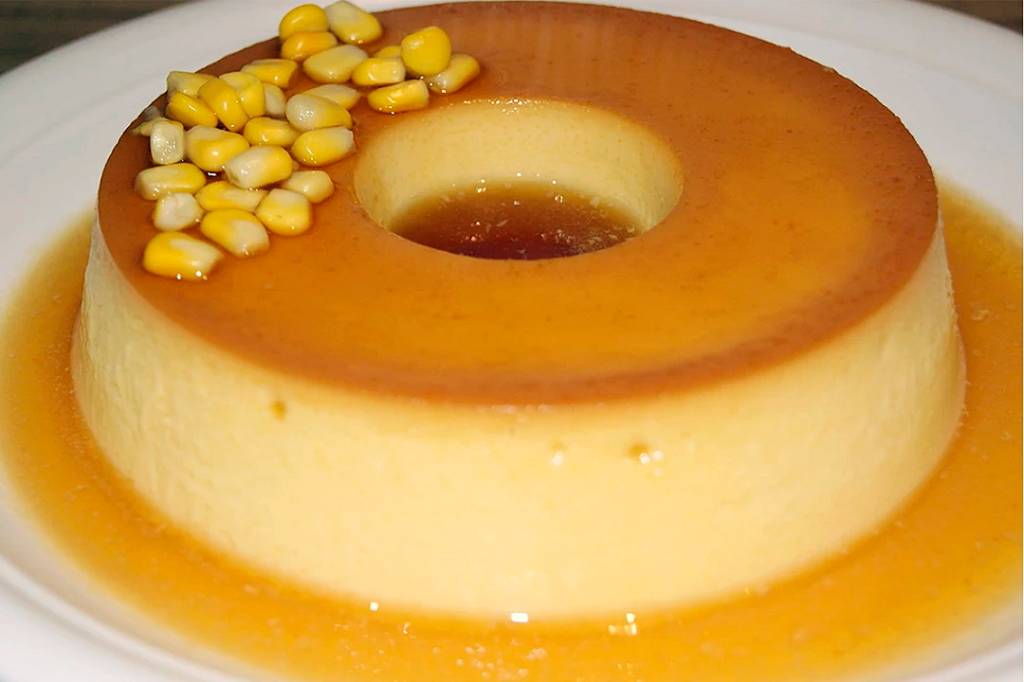 Pudim cremoso de milho