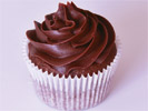 Cupcake de chocolate: siga o passo a passo e prepare o minibolo