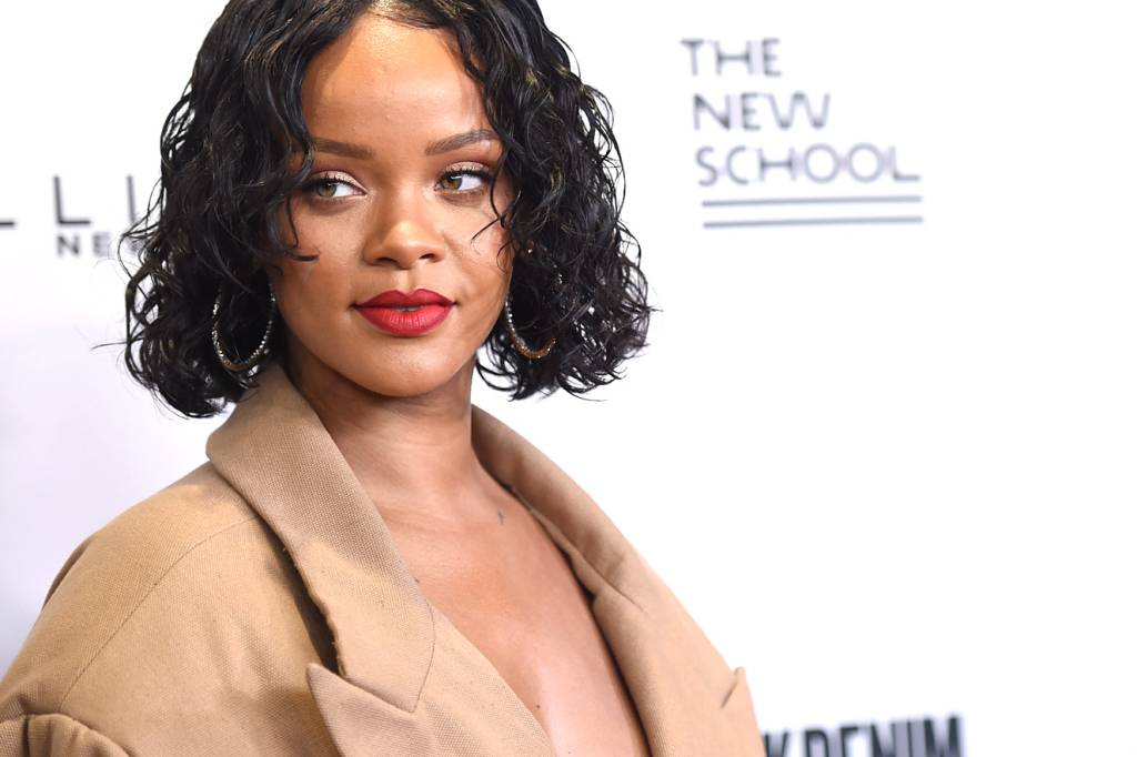 A cantora Rihanna está engordando, e daí? | A Gorda e o Gay