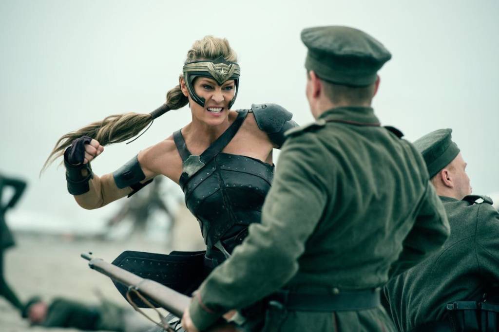 Robin Wright em “Mulher-Maravilha”