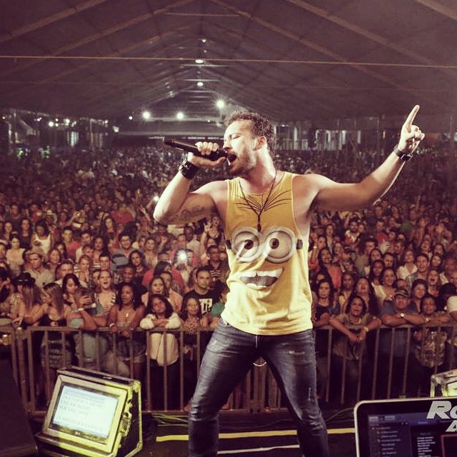 Instagram/Reprodução Rodrigo Andrade Show Palco