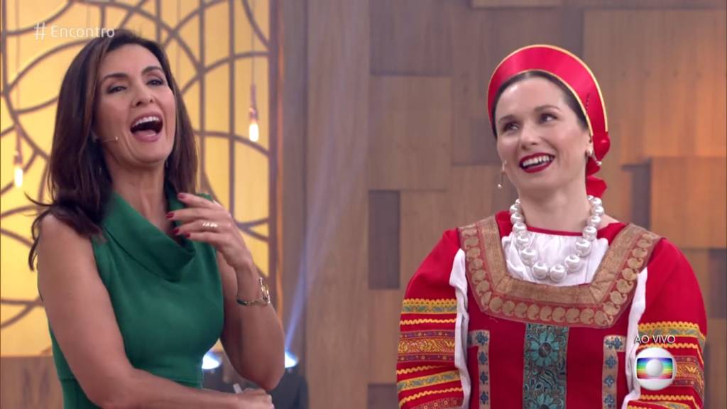 Convidada russa do ‘Encontro’ gera polêmica ao falar sobre violência