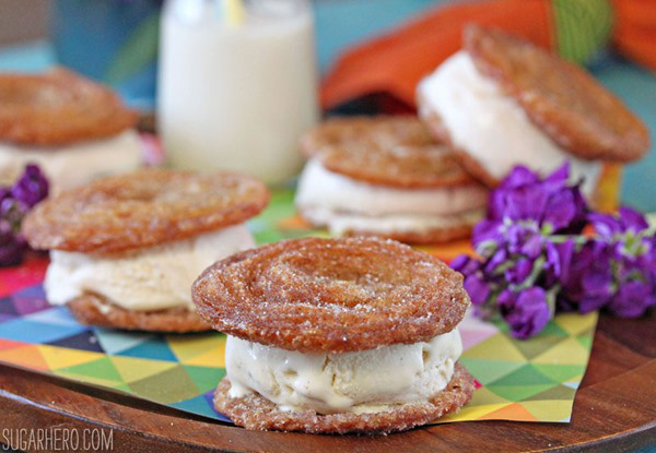 Sanduíche de sorvete e churros