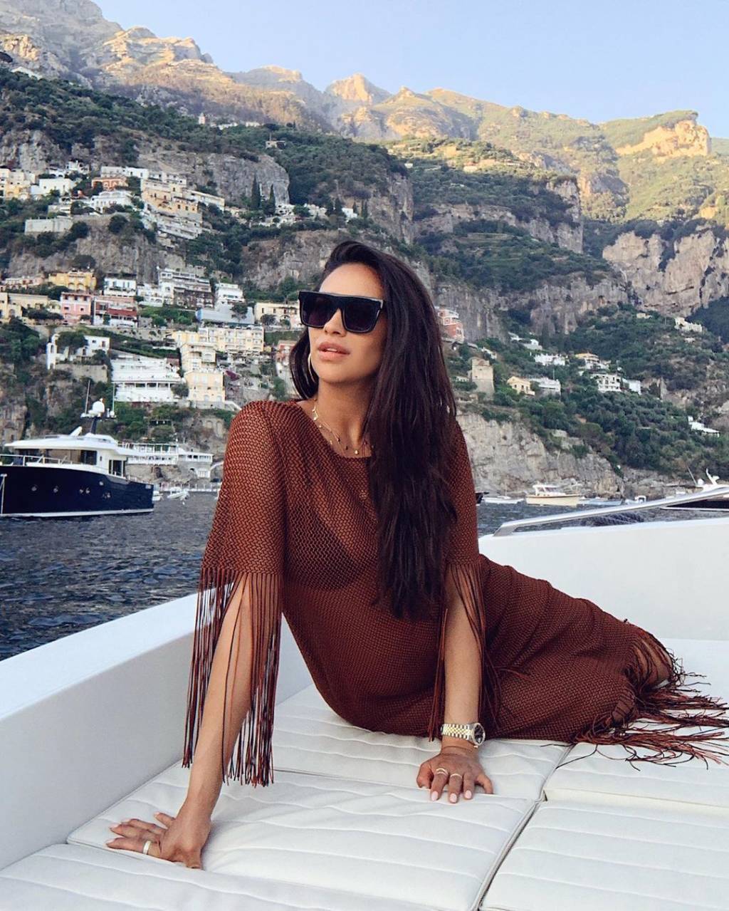 shay-mitchell-cabelo-gigante shay-mitchell-cabelo-gigante