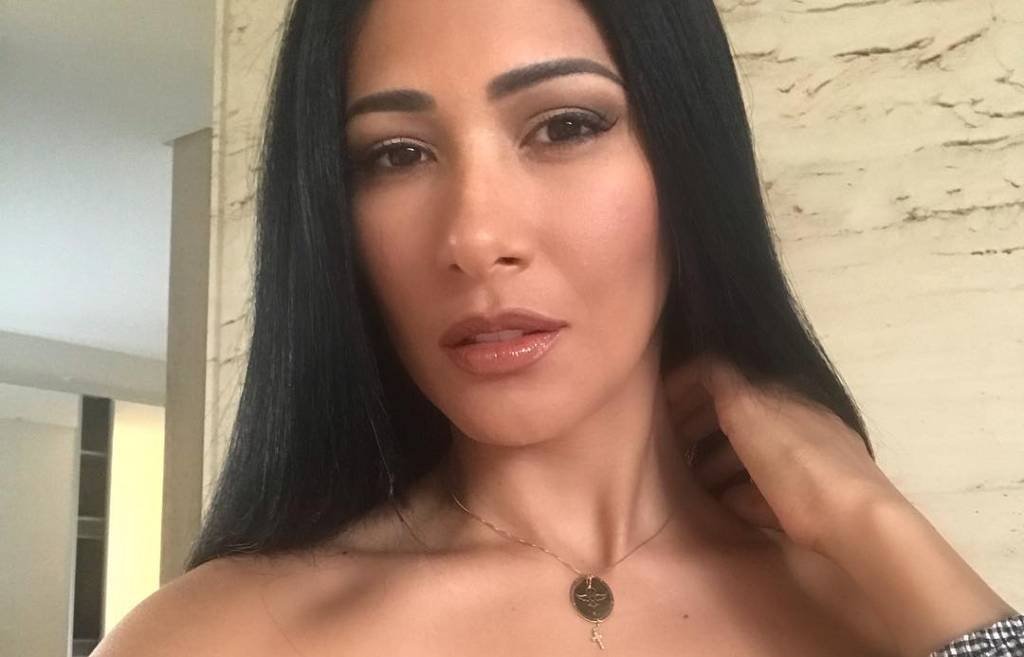 Simaria dá resposta gordofóbica a fã e é repreendida por seus seguidores