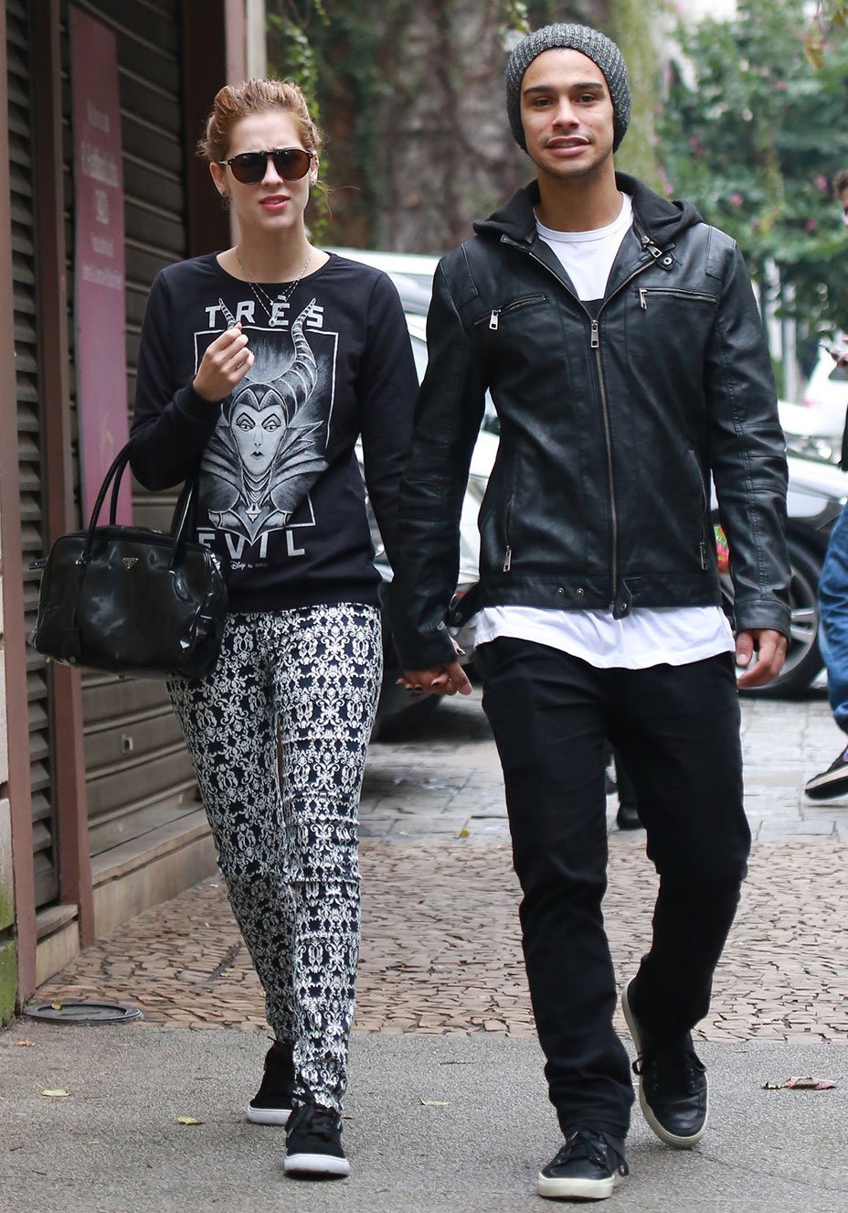 Sophia Abrahão e Sergio Malheiros capricham no visual para passeio em São Paulo