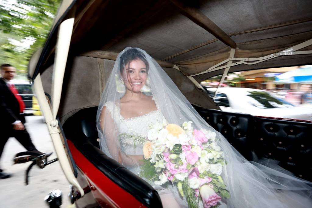 Sophie Charlotte usa vestido Martu em seu casamento com Daniel de Oliveira