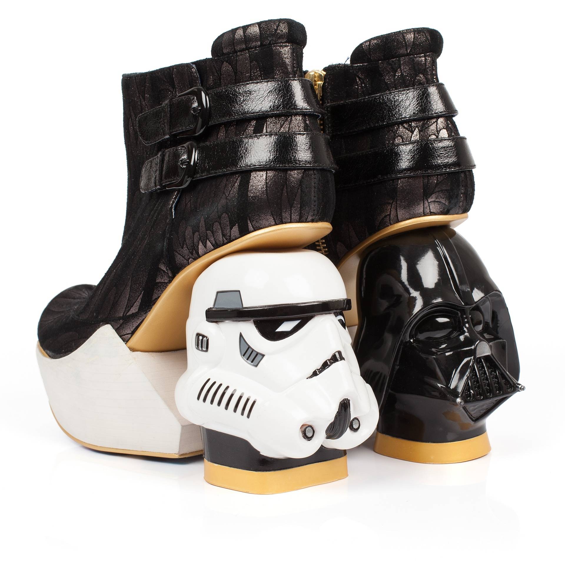 Reprodu&ccedil;&atilde;o/Irregular Choice