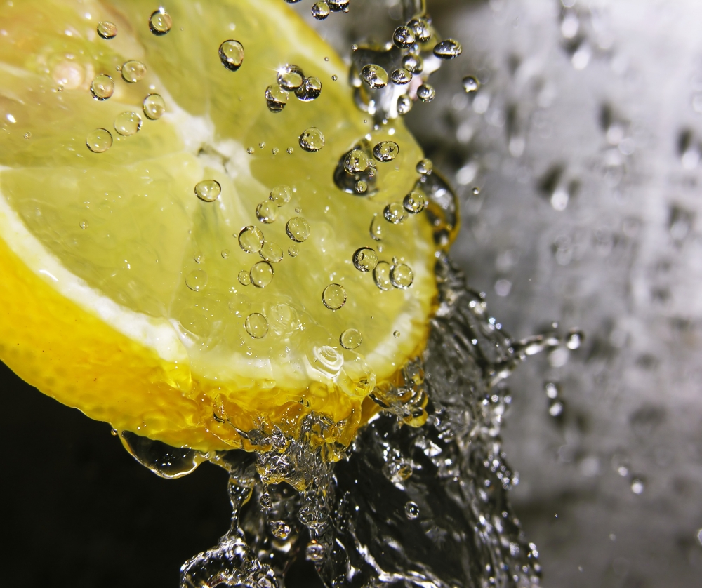 Suco de limão ajuda a emagrecer até 4 kg em apenas 15 dias | CLAUDIA