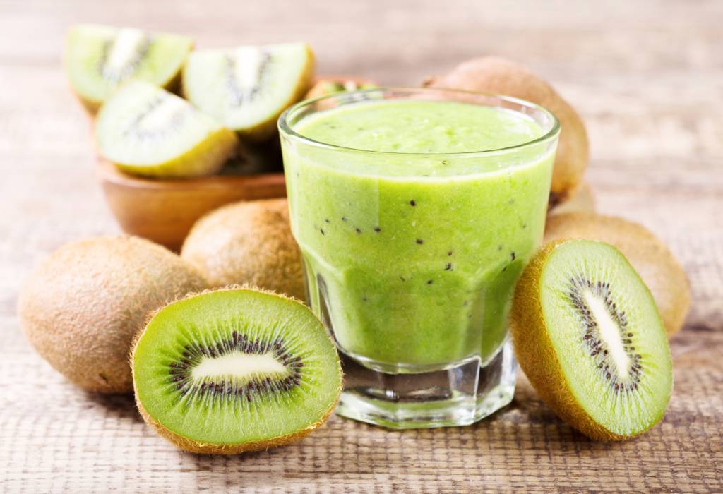 Água de Coco com Kiwi e Melão