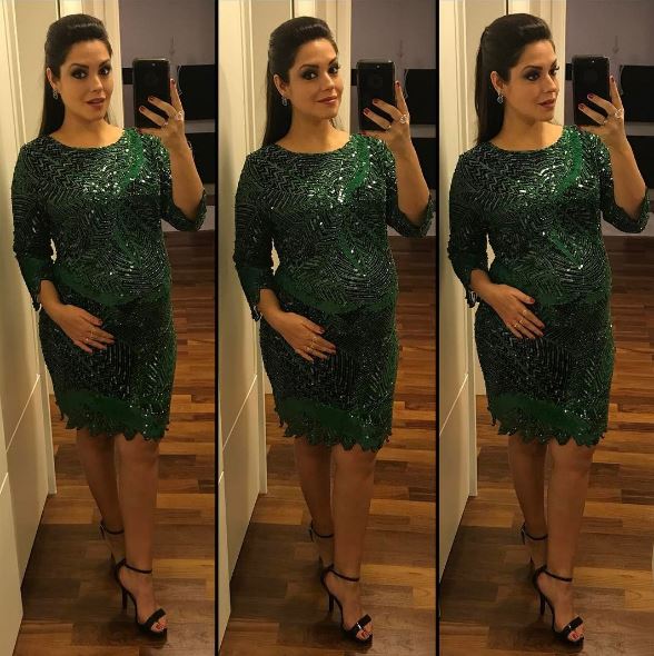 Com vestido <span>Bia Guirão e sandálias </span>Vizzano, Thaís estava poderosíssima e pronta para um evento com seu marido.