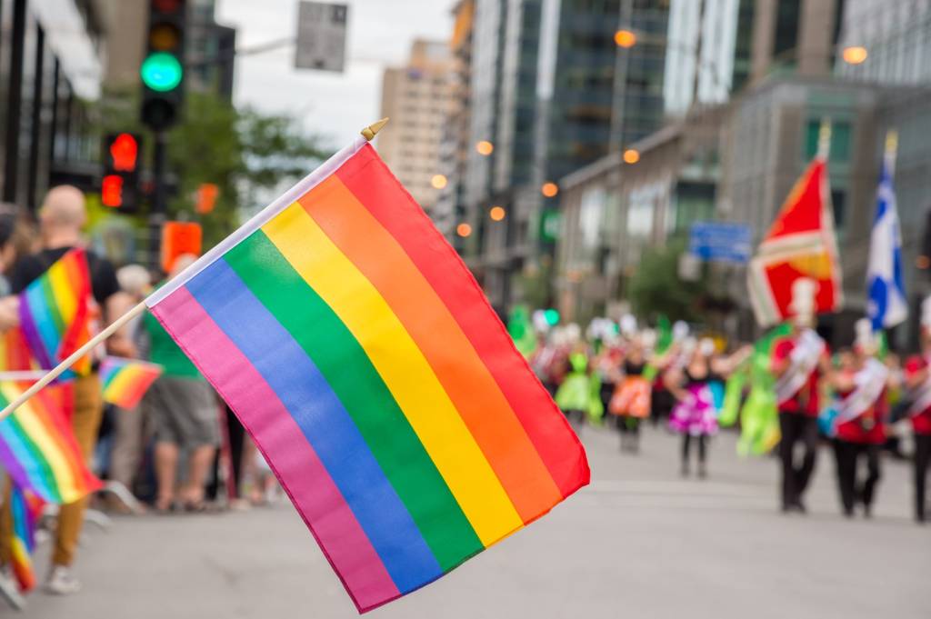 Casamento homossexual fica de fora do primeiro Código Civil da China