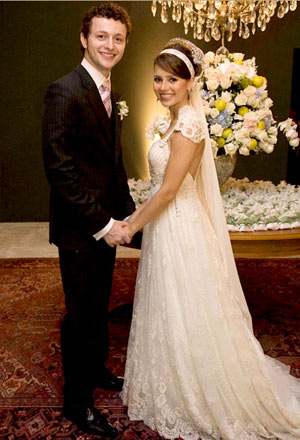 O casamento entre Sandy e Lucas ocorreu em 2008, com cerimônia em Campinas (SP)
