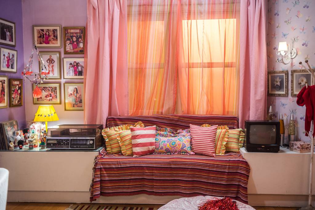 Do filtro de barro à vitrola: 12 itens de ‘Verão 90’ que toda casa já teve