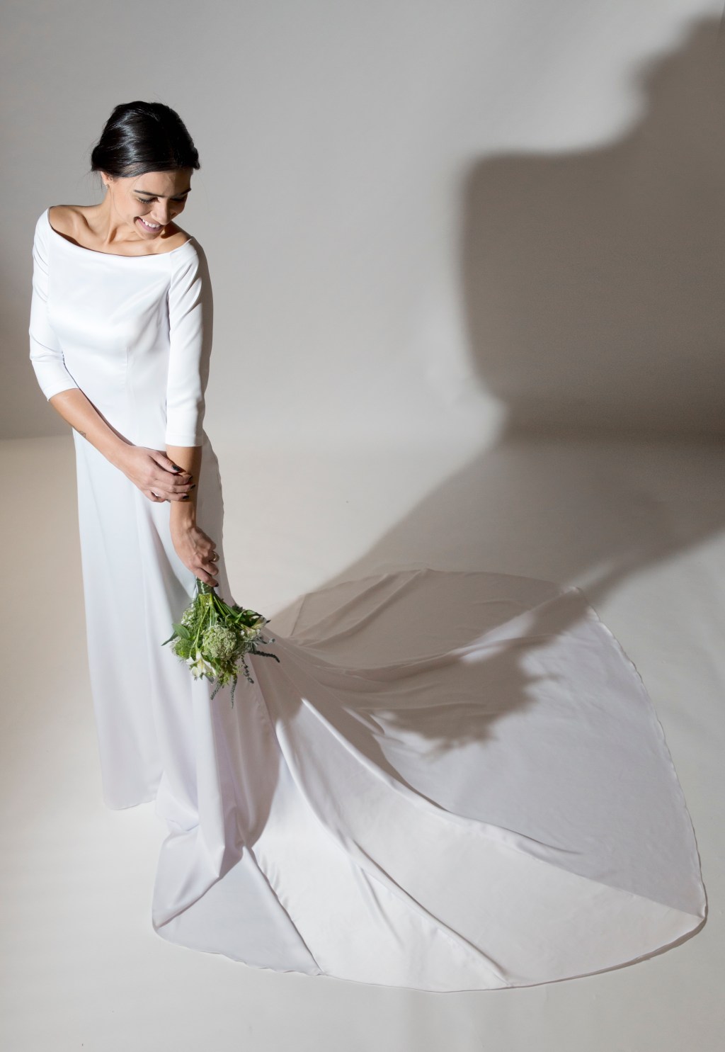 Marca brasileira cria vestido de noiva inspirado no de Meghan Markle