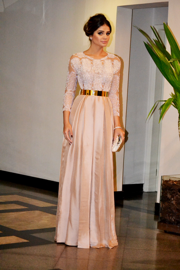 Vestido e clutch Patricia Bonaldi Vestido e clutch Patricia Bonaldi