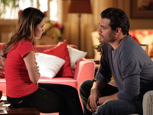 A Vida da Gente: Ana fica com ciúme de Lúcio