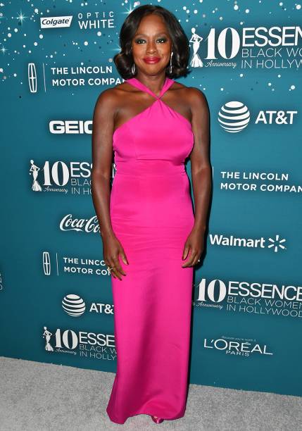 <strong>Viola Davis</strong> veste <strong>Christian Siriano</strong>